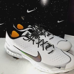 Nike Huarache Baseball Shoes. Brand New never worn without the box.